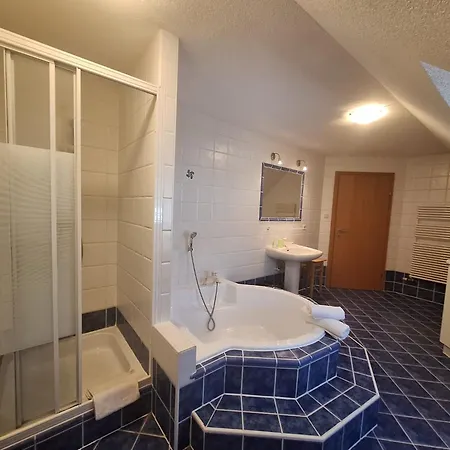 Villa Shakira Zissersdorf