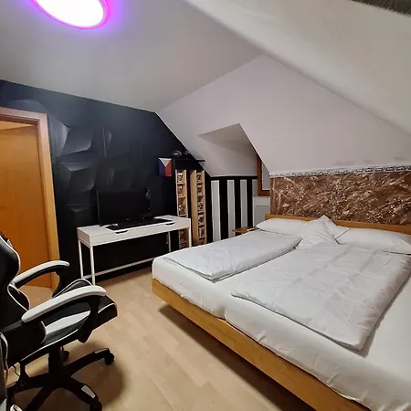 Shakira * Zissersdorf