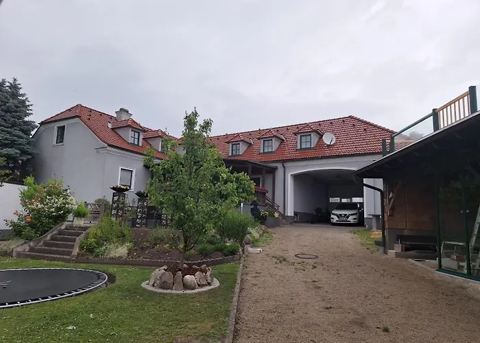 Shakira * Zissersdorf